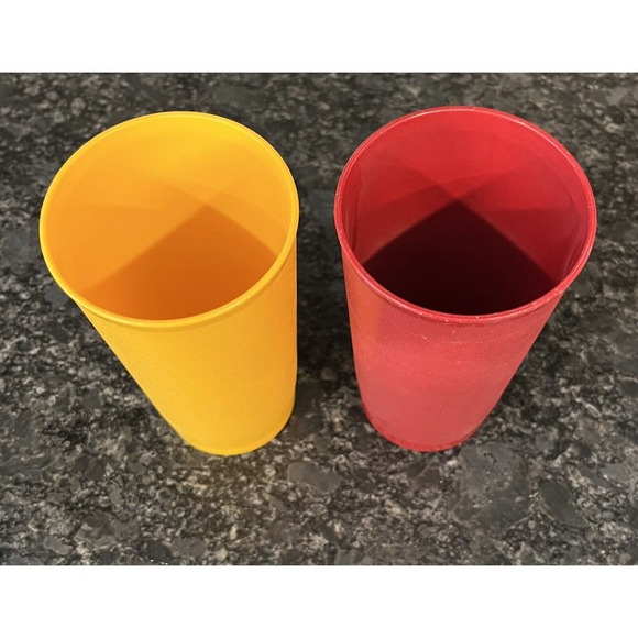 (2) Vintage Tupperware Harvest 12 Oz Tumblers ~ #873-38 Red & #873-39 Yellow - Picture 2 of 9